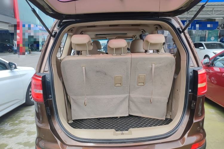 Used Baojun 730 2016 1.5L Manual Luxury Edition 7 Seats Trunk