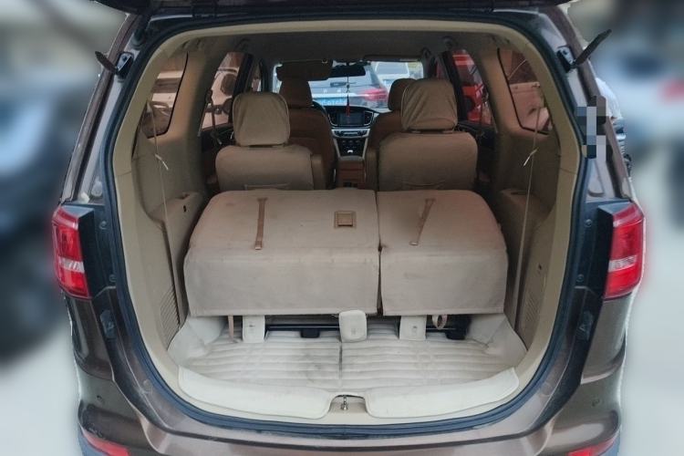 Used Baojun 730 2016 1.5L Manual Comfort Version 7 Seats China V Emission Standard Trunk