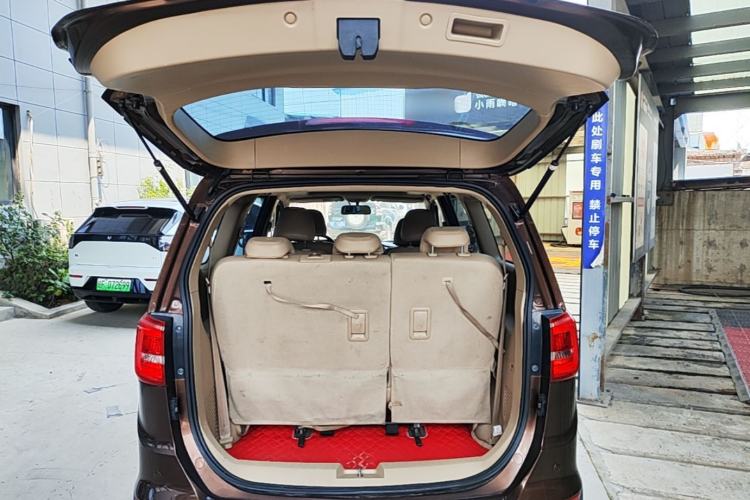Used Baojun 730 2016 1.5L Manual Luxury Edition 7 Seats Trunk