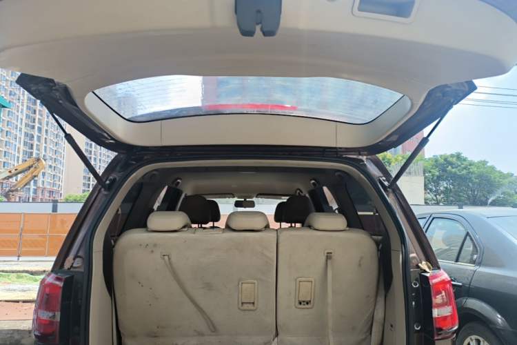 Used Baojun 730 2016 1.5L Manual Comfort Version 7 Seats China V Emission Standard Trunk