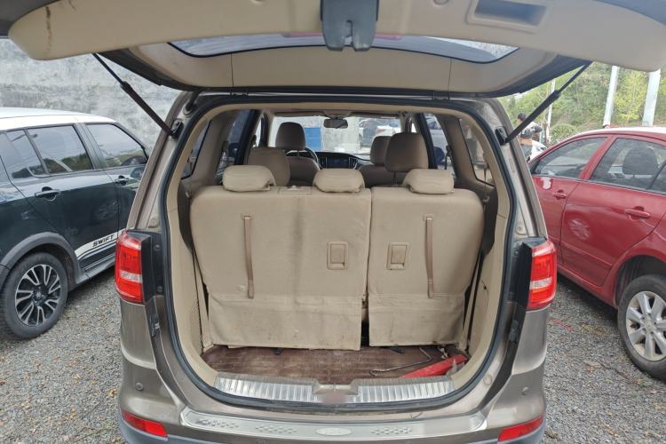 Used Baojun 730 2016 1.5L Manual Luxury Edition 7 Seats Trunk
