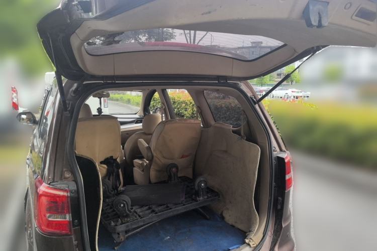 Used Baojun 730 2016 1.5L Manual Luxury Edition 7 Seats Trunk