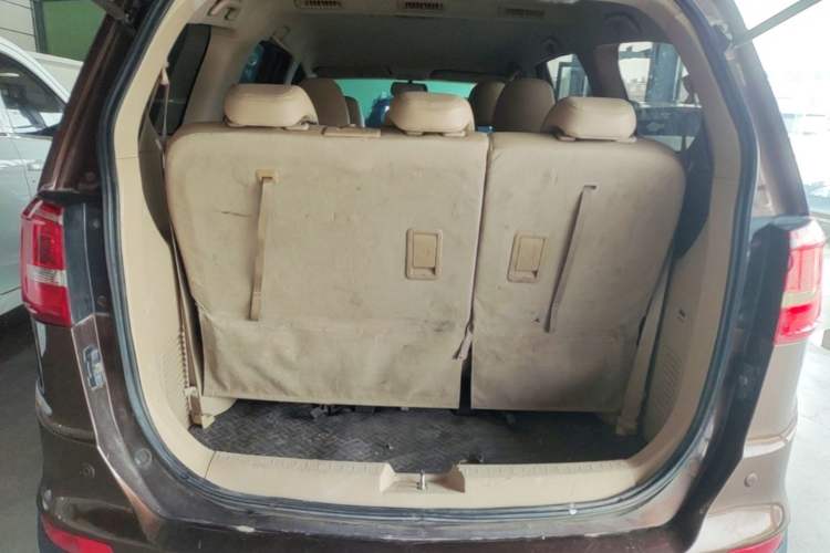 Used Baojun 730 2016 1.5L Manual Comfort Version 7 Seats China V Emission Standard Trunk