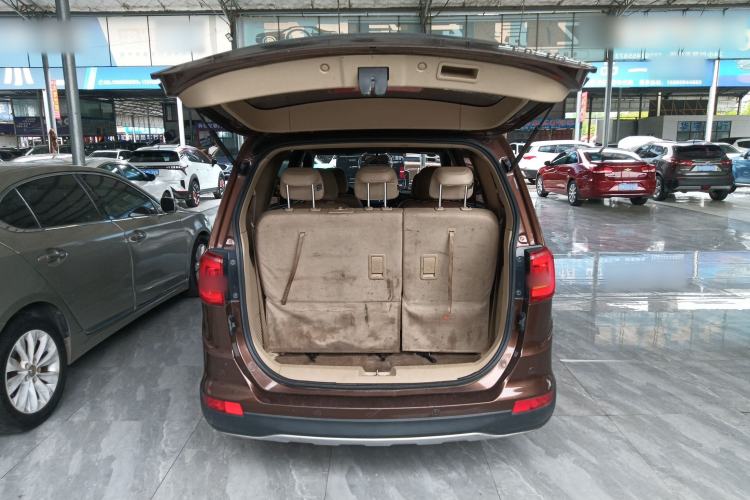 Used Baojun 730 2016 1.5L Manual Comfort Version 7 Seats China V Emission Standard Trunk