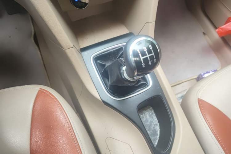 Used Baojun 730 2016 1.5L Manual Standard Version 7 Seats Vehicle Key