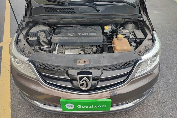 Used Baojun 730 2016 1.5T Manual Comfort Version 7 Seats Engine Bay
