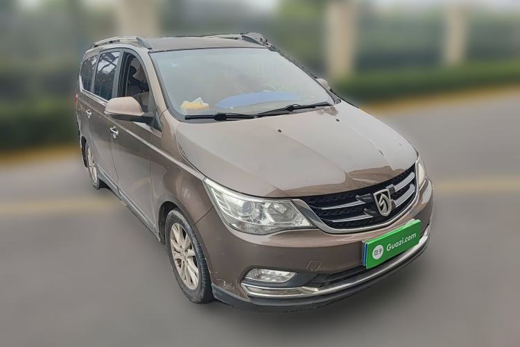 Used Baojun 730 2016 1.5T Manual Comfort Version 7 Seats Exterior 2