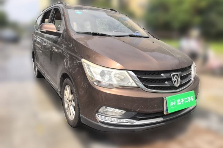 Used Baojun 730 2016 1.5L Manual Comfort Version 7 Seats China V Emission Standard Front Right 45 Deg