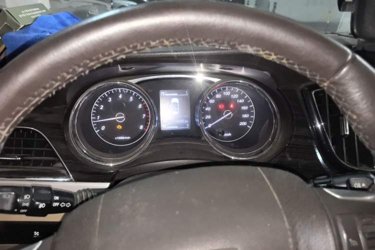 Used Baojun 730 2016 1.5L Manual Comfort Version 7 Seats China V Emission Standard Instrument Cluster