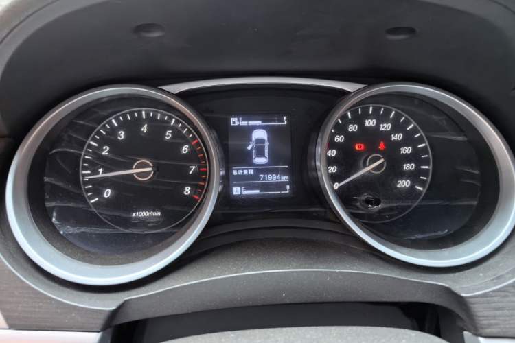 Used Baojun 730 2016 Revised 1.5L Manual Standard Version 7 Seats China V Emission Standard Instrument Cluster