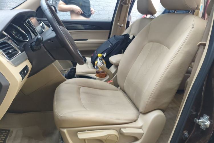 Used Baojun 730 2016 1.8L Manual Luxury Edition 7 Seats Left Front Seat