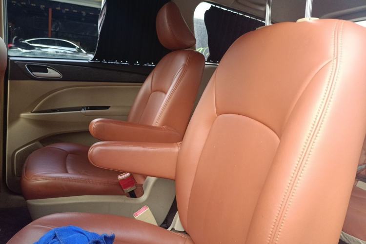 Used Baojun 730 2016 1.5L Manual Value Edition 7 Seats China V Emission Standard Left Rear Seat