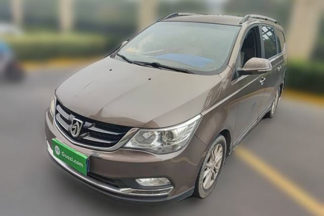 Used Baojun 730 2016 1.5T Manual Comfort Version 7 Seats