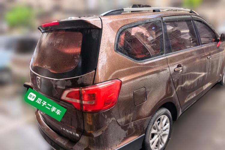Used Baojun 730 2016 Revised 1.5L Manual Standard Version 7 Seats China V Emission Standard Rear Right 45 Deg