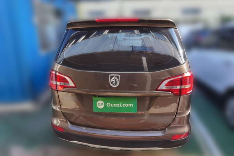 Used Baojun 730 2016 Revised 1.5L Manual Standard Version 7 Seats China V Emission Standard Rear