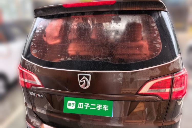 Used Baojun 730 2016 Revised 1.5L Manual Standard Version 7 Seats China V Emission Standard Rear
