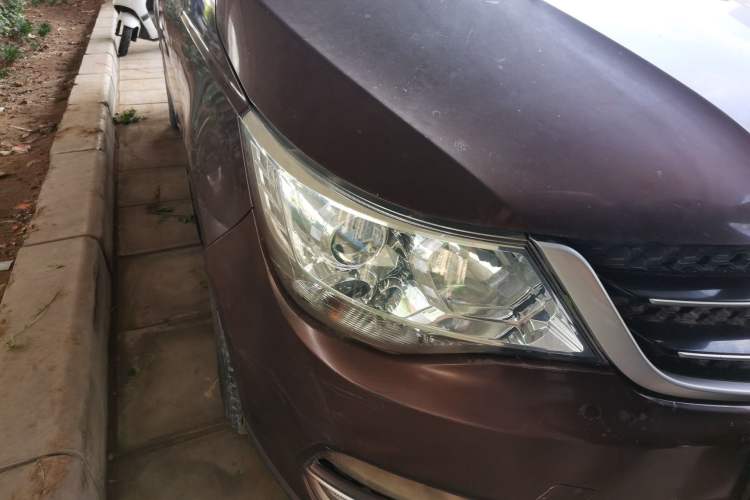 Used Baojun 730 2016 Revised 1.5L Manual Standard Version 7 Seats China V Emission Standard Right Front Headlight