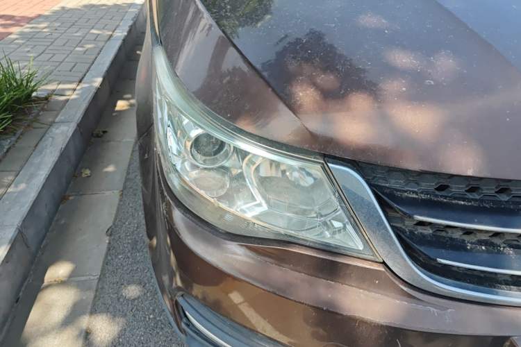 Used Baojun 730 2016 1.5L Manual Standard Version 7 Seats Right Front Headlight