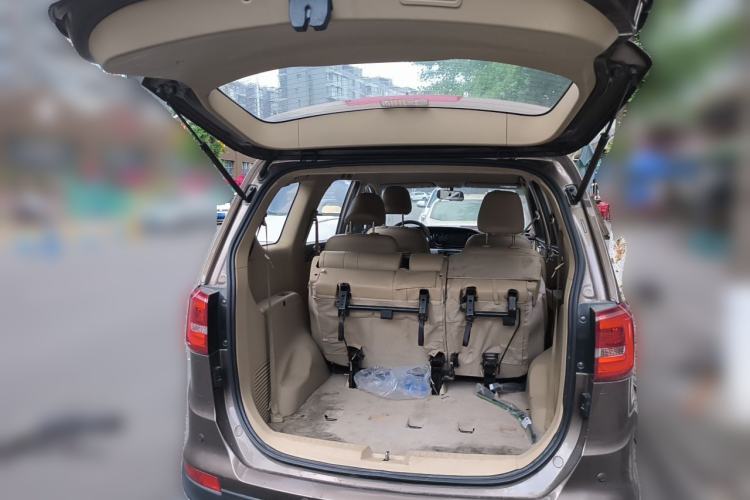Used Baojun 730 2016 1.8L iAMT Comfort Version 7 Seats Trunk