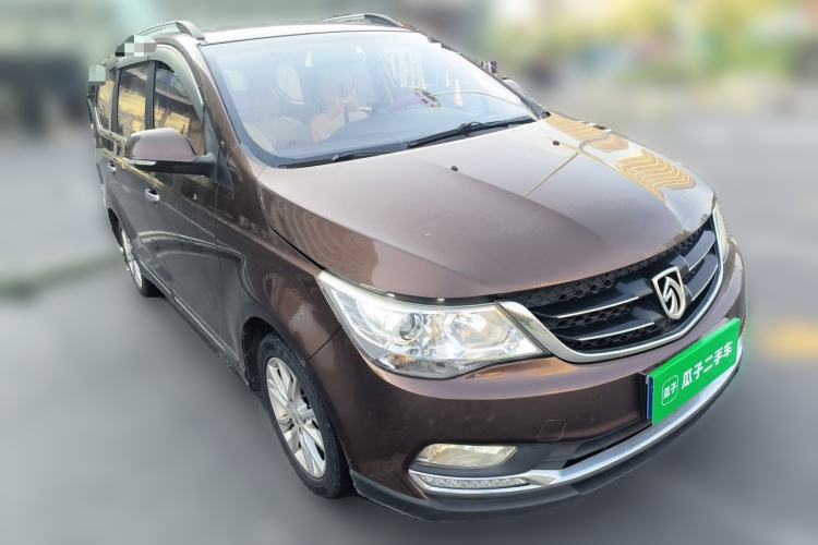 Used Baojun 730 2016 1.5L Manual Luxury Edition 7 Seats Front Right 45 Deg