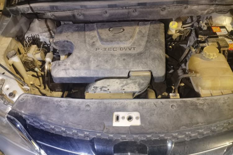 Used Baojun 730 2016 1.5L Manual Luxury Edition 7 Seats Engine Bay