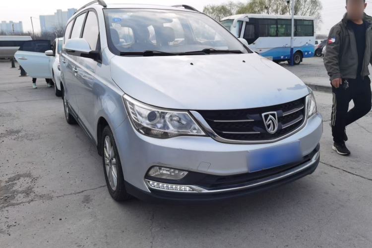 Used Baojun 730 2016 1.5L Manual Luxury Edition 7 Seats Exterior 4