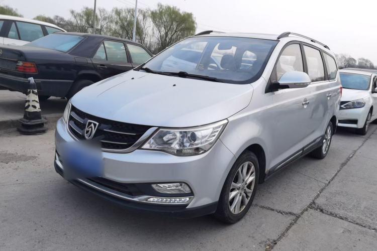 Used Baojun 730 2016 1.5L Manual Luxury Edition 7 Seats Exterior 5