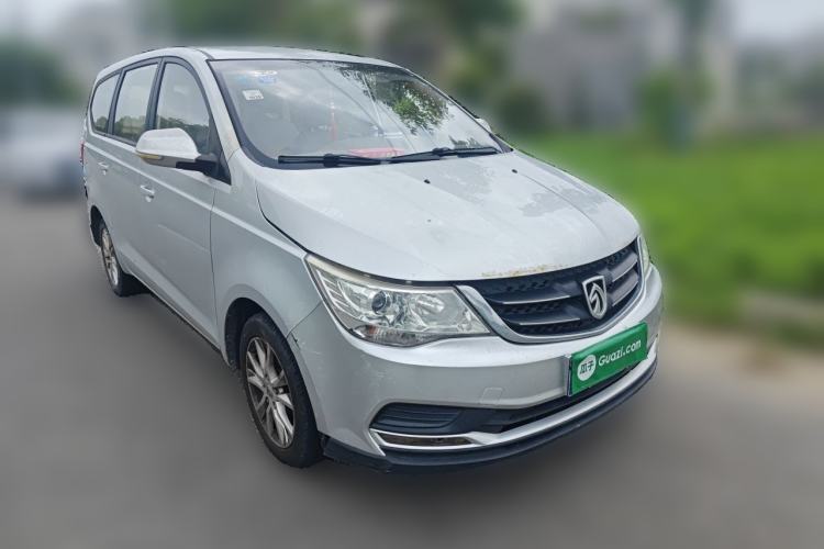 Used Baojun 730 2016 1.5L Manual Standard Version 7 Seats Front Right 45 Deg