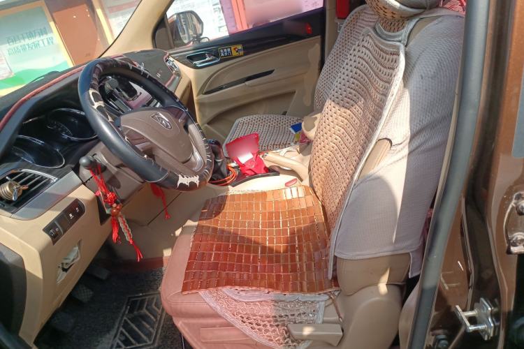 Used Baojun 730 2016 1.5L Manual Comfort Version 7 Seats China V Emission Standard Left Front Seat