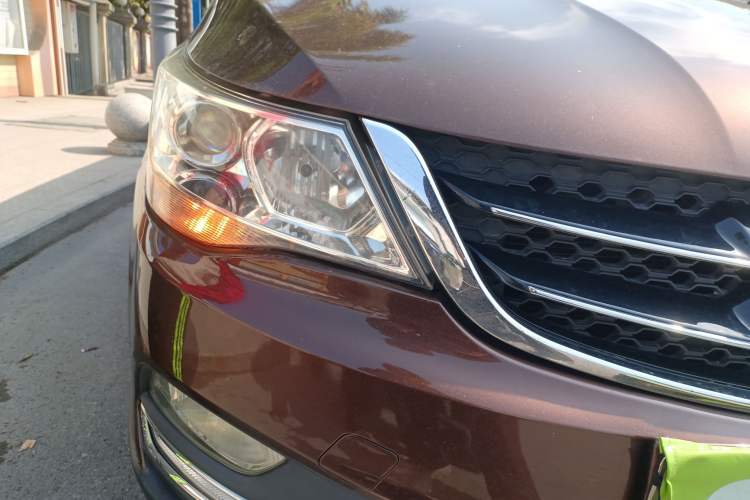 Used Baojun 730 2016 1.5L Manual Comfort Version 7 Seats China V Emission Standard Right Front Headlight