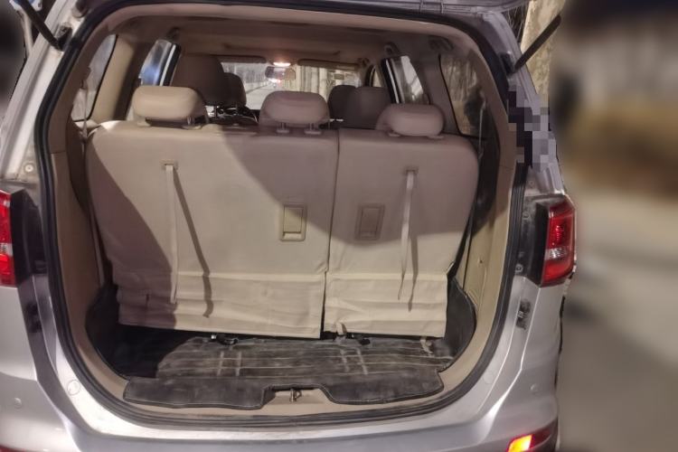 Used Baojun 730 2016 1.5L Manual Luxury Edition 7 Seats Trunk