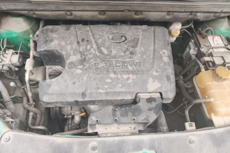 Used Baojun 730 2016 1.5L Manual Comfort Version 7 Seats China V Emission Standard Engine Bay