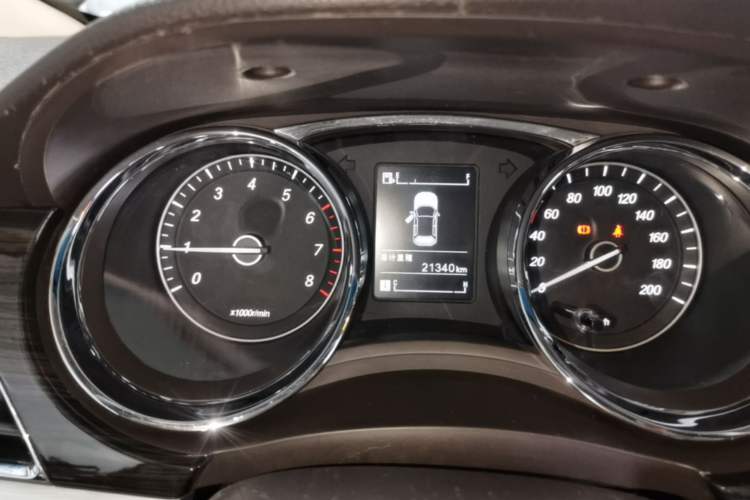 Used Baojun 730 2016 1.8L Manual Comfort Version 7 Seats Instrument Cluster