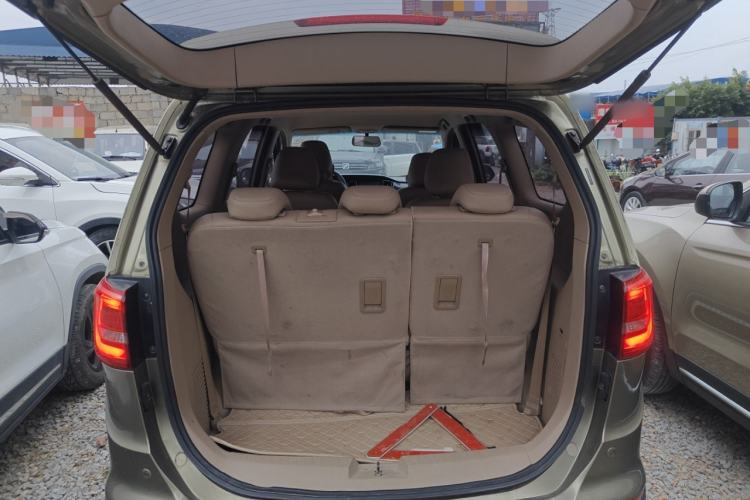 Used Baojun 730 2016 1.5L Manual Comfort Version 7 Seats China V Emission Standard Trunk
