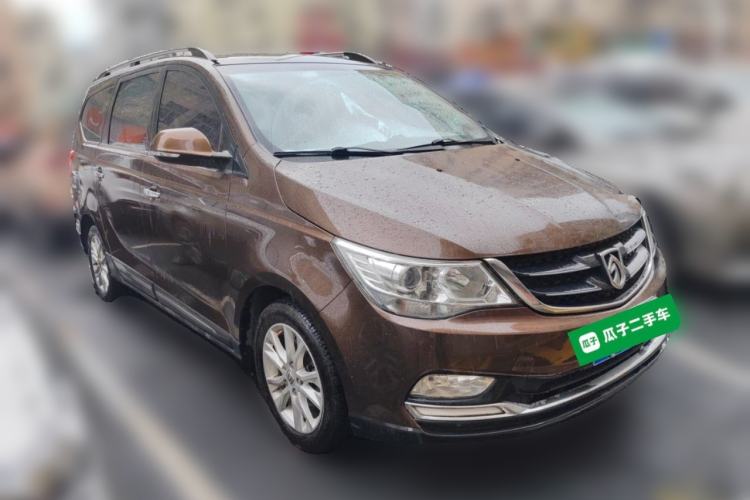 Used Baojun 730 2016 1.5L Manual Comfort Version 7 Seats China V Emission Standard Front Right 45 Deg