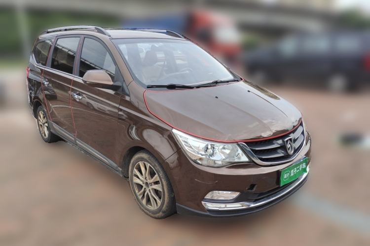 Used Baojun 730 2016 1.5L Manual Comfort Version 7 Seats China V Emission Standard Front Right 45 Deg