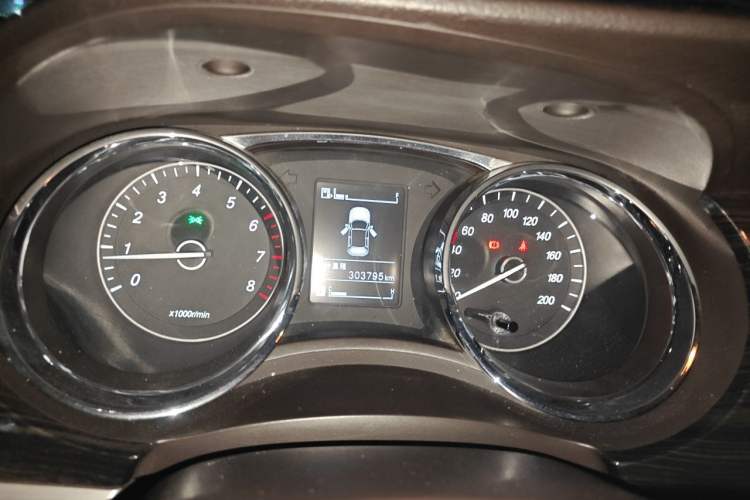 Used Baojun 730 2016 1.5T Manual Luxury Edition 7 Seats Instrument Cluster
