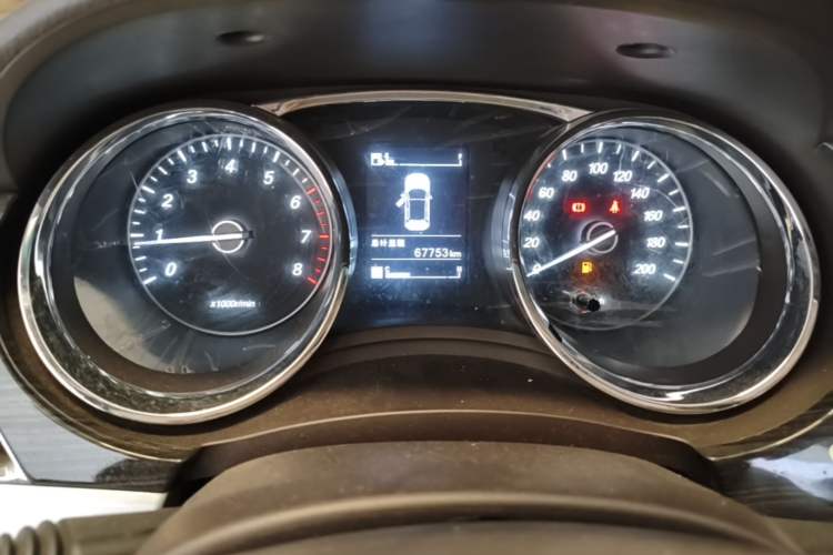 Used Baojun 730 2016 1.5T Manual Luxury Edition 7 Seats Instrument Cluster