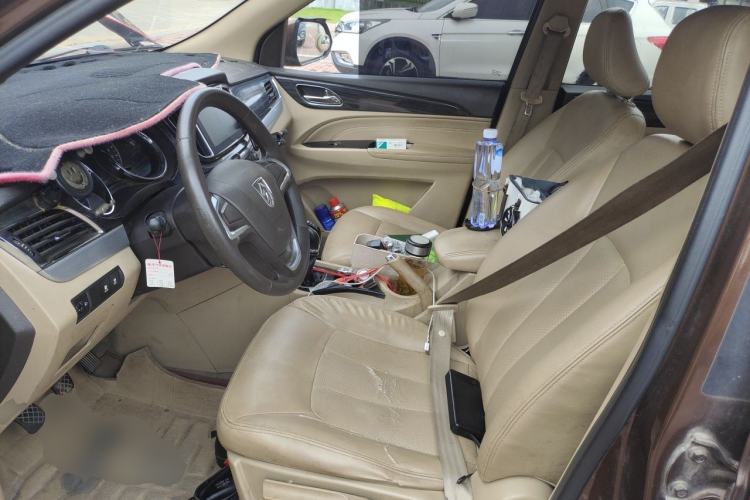 Used Baojun 730 2016 1.5L Manual Comfort Version 7 Seats China V Emission Standard Left Front Seat