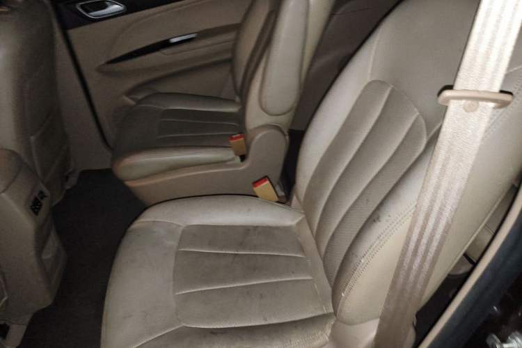 Used Baojun 730 2016 1.5L Manual Standard Version 7 Seats Left Rear Seat
