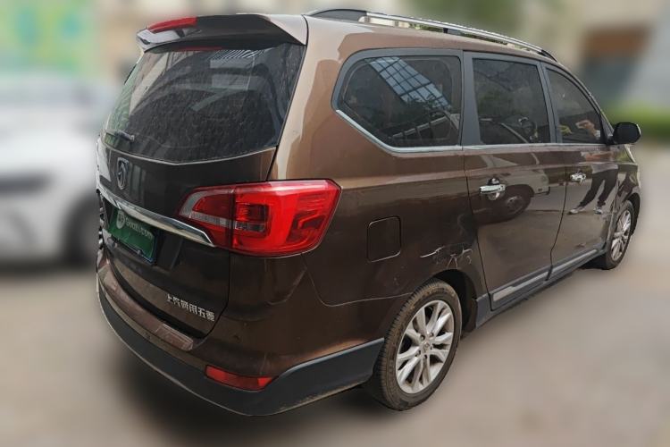Used Baojun 730 2016 1.5L Manual Comfort Version 7 Seats China V Emission Standard Rear Right 45 Deg