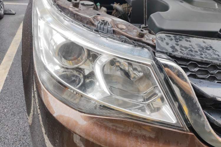 Used Baojun 730 2016 1.5L Manual Comfort Version 7 Seats China V Emission Standard Right Front Headlight