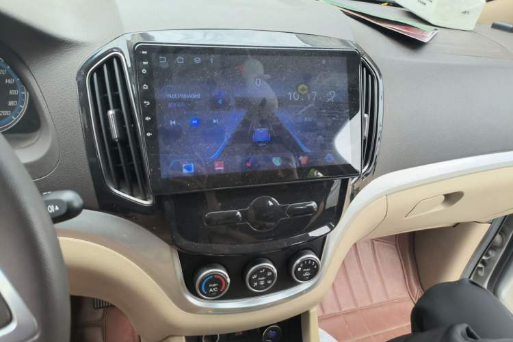 Used Baojun 730 2016 1.5L Manual Comfort Version 7 Seats China V Emission Standard Audio And AC Panel