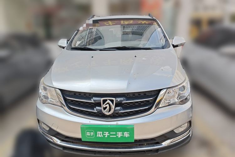 Used Baojun 730 2016 1.5T Manual Luxury Edition 7 Seats Front