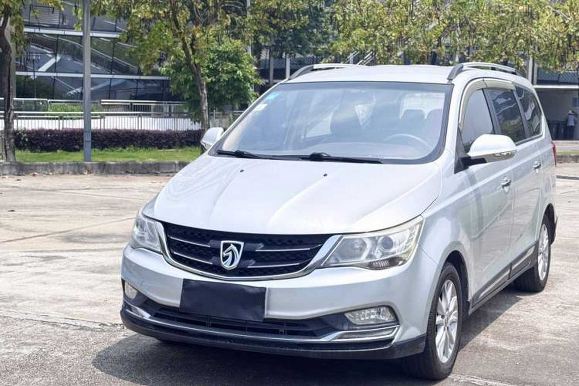 Used Baojun 730 2016 1.8L Manual Comfort Version 7 Seats Front Left 45 Deg
