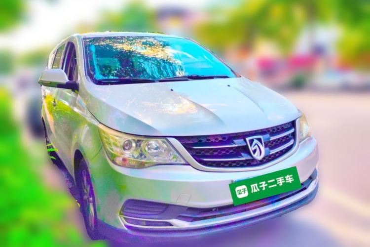 Used Baojun 730 2016 1.5L Manual Standard Version 7 Seats Front Right 45 Deg