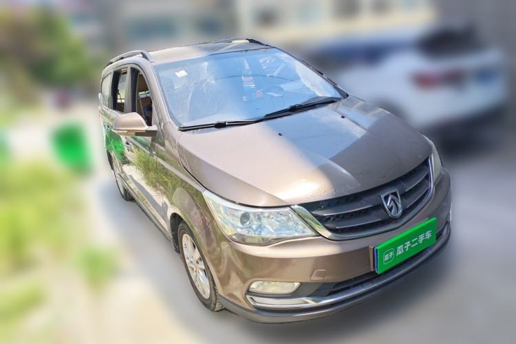Used Baojun 730 2016 1.5L Manual Comfort Version 7 Seats China V Emission Standard Front Right 45 Deg