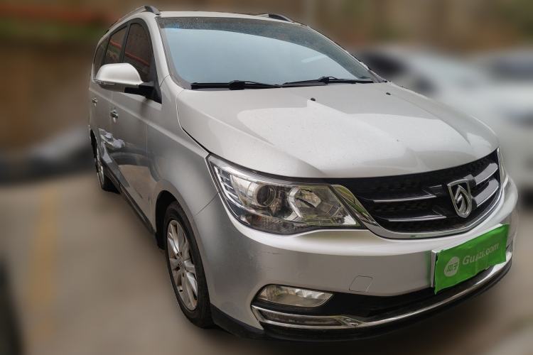 Used Baojun 730 2016 1.5L Manual Comfort Version 7 Seats China V Emission Standard Front Right 45 Deg