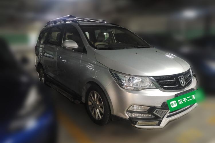 Used Baojun 730 2016 1.5L Manual Luxury Edition 7 Seats Front Right 45 Deg
