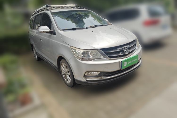 Used Baojun 730 2016 1.5L Manual Comfort Version 7 Seats China V Emission Standard Front Right 45 Deg
